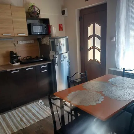 Lilla Apartmanhazak Apartment *